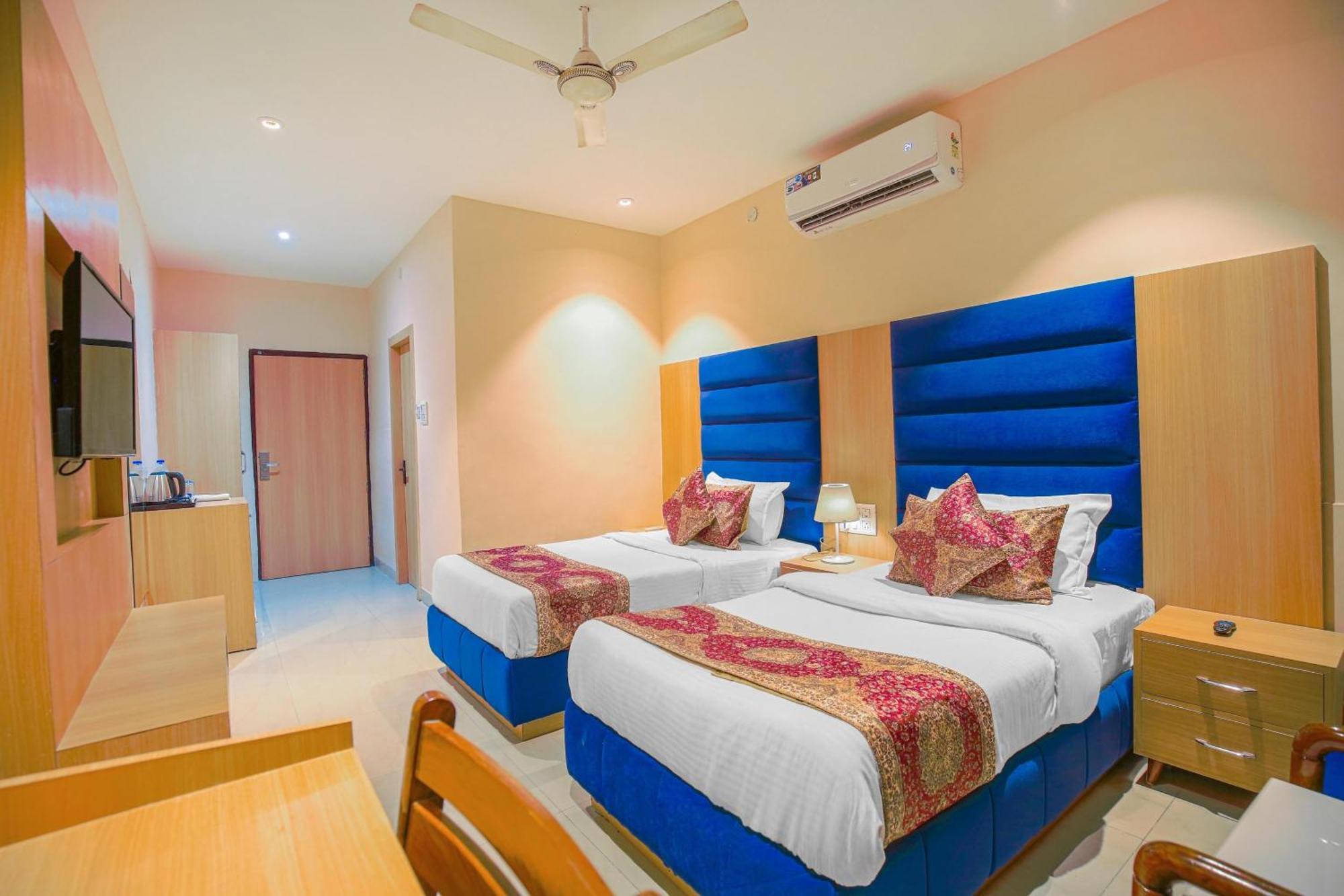 Hotel Ricky By Sahibs Group Амритсар Екстериор снимка